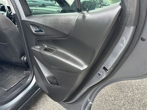 Used 2019 Chevrolet Equinox LT image 13