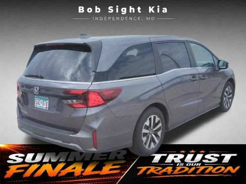 Used 2025 Honda Odyssey EX-L image 5