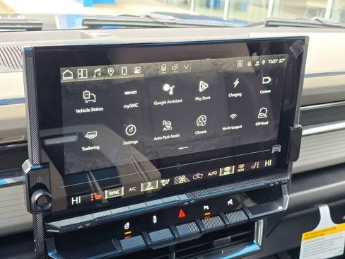 New 2026 GMC Hummer EV SUV w/ LPO, Dark Essentials Package image 57