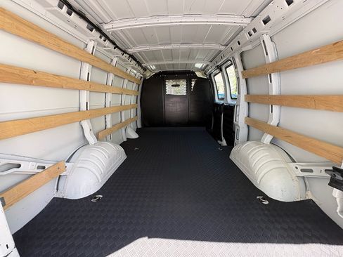 Used 2024 Chevrolet Express 2500 w/ Driver Convenience Package RWD image 26