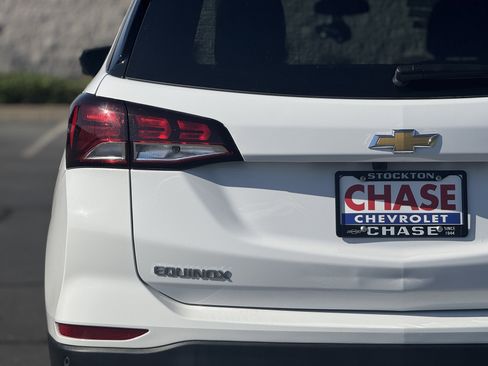 Certified 2024 Chevrolet Equinox LT image 6
