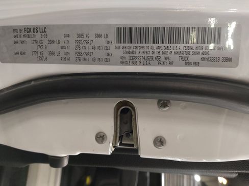 Used 2018 RAM 1500 Tradesman AWD/4WD image 33