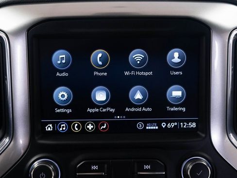 Used 2020 Chevrolet Silverado 1500 LT Trail Boss AWD/4WD image 16