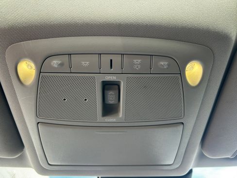 Used 2019 Nissan Rogue SV w/ Sun & Sound Touring Package image 24