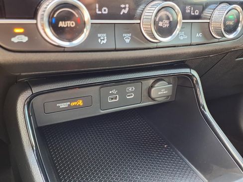 Used 2025 Honda CR-V Sport image 14