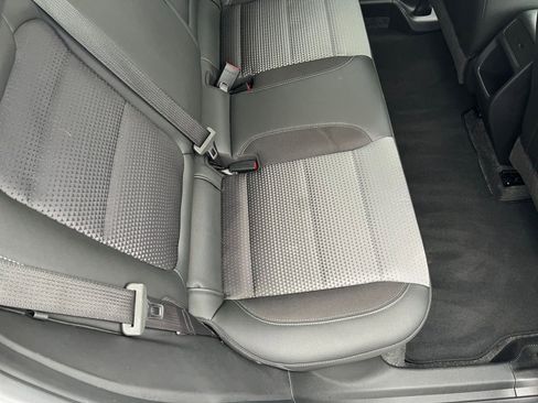 Used 2025 Chevrolet Trax LT image 39