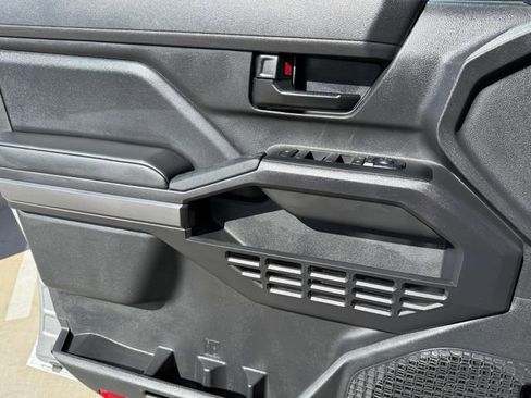 Used 2025 Toyota Tacoma SR5 image 25