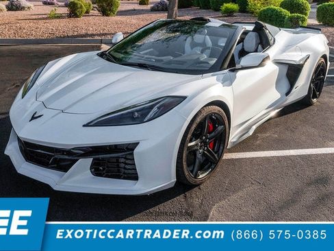 Used 2025 Chevrolet Corvette E-Ray AWD/4WD image 1
