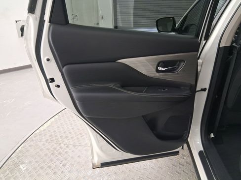 Used 2018 Nissan Murano Platinum w/ Cargo Package image 28