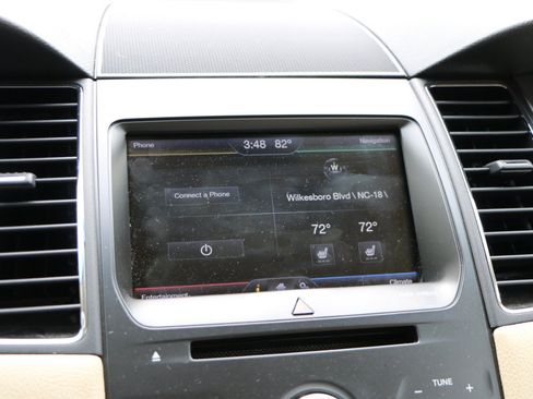 Used 2014 Ford Taurus SEL w/ Equipment Group 201A FWD image 20