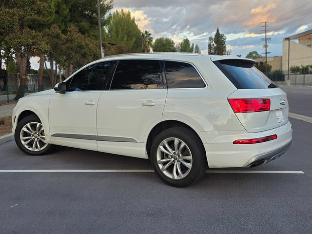 Used 2017 Audi Q7 3.0T Premium AWD/4WD image 21