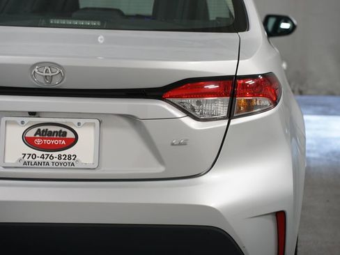 Certified 2024 Toyota Corolla LE FWD image 10