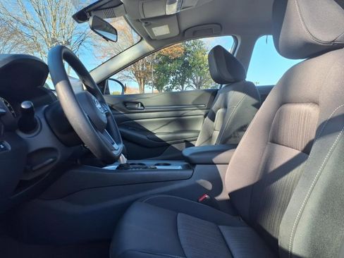 New 2025 Nissan Altima 2.5 S image 8