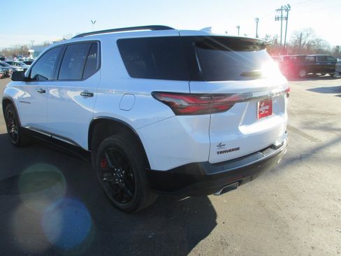 Certified 2023 Chevrolet Traverse Premier w/ Redline Edition image 8
