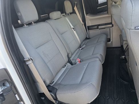 Used 2017 Ford F150 XLT RWD image 21