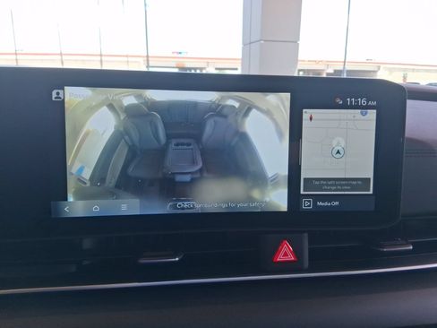 New 2026 Kia Carnival SX FWD image 11