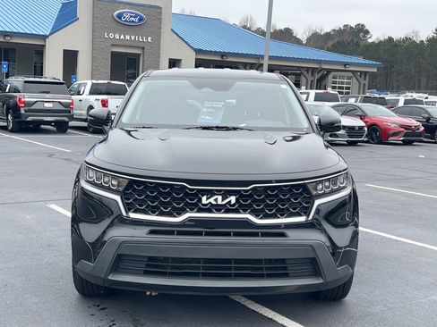 Used 2023 Kia Sorento LX image 27
