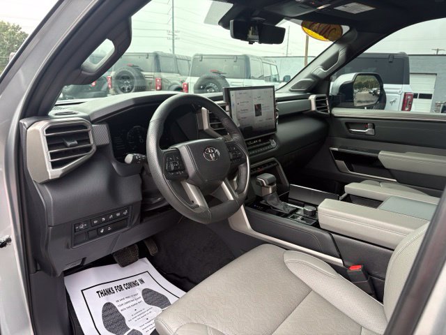 Used 2025 Toyota Sequoia Limited w/ Tow Technology Package AWD/4WD image 3