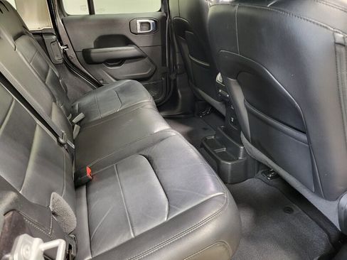 Used 2021 Jeep Wrangler Unlimited Sahara AWD/4WD image 46