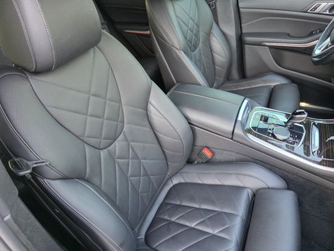 Used 2023 BMW X5 xDrive40i AWD/4WD image 29