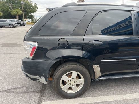 Used 2005 Chevrolet Equinox LS w/ Preferred Equipment Group image 9