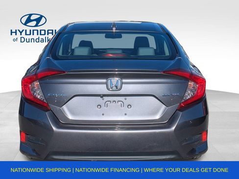 Used 2017 Honda Civic Touring image 6