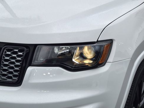 Used 2021 Jeep Grand Cherokee Laredo X RWD image 24