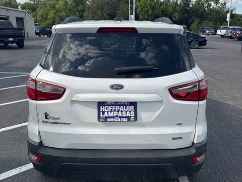 Used 2019 Ford EcoSport SE w/ SE Convenience Package image 2