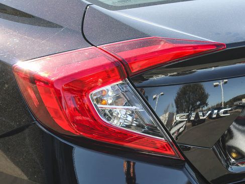 Used 2016 Honda Civic EX image 7