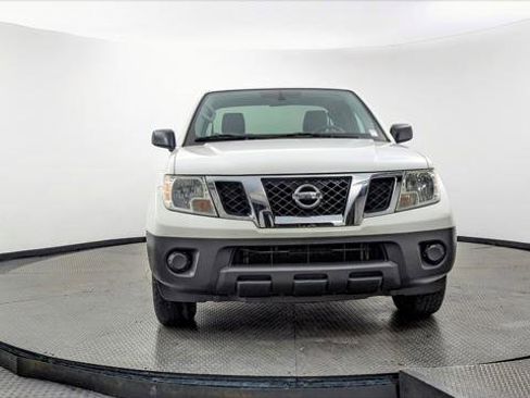 Used 2019 Nissan Frontier S image 12