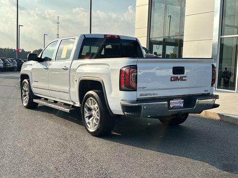 Used 2018 GMC Sierra 1500 SLT w/ SLT Premium Package RWD image 4