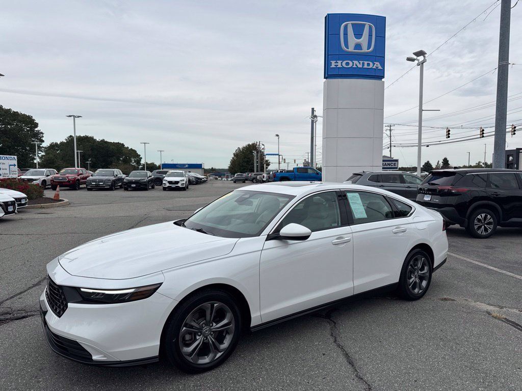 Used 2024 Honda Accord EX image 1