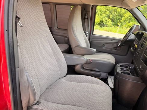 Used 2014 Chevrolet Express 1500 LS AWD/4WD image 15