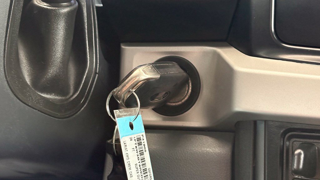 Used 2024 Ford F350 XLT w/ FX4 Off-Road Package AWD/4WD image 38