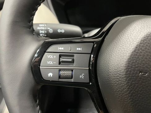 New 2026 Honda HR-V EX-L image 17