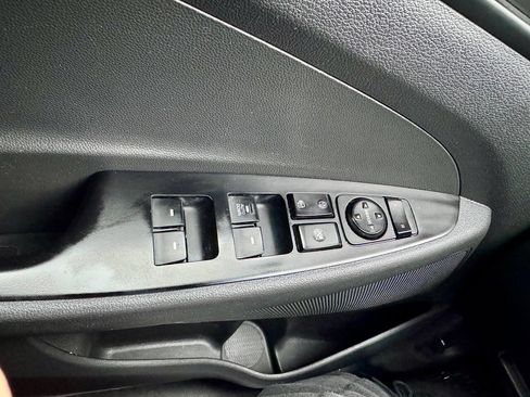 Used 2021 Hyundai Tucson SE image 20