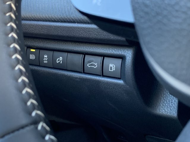 Used 2026 Toyota Camry SE FWD image 15
