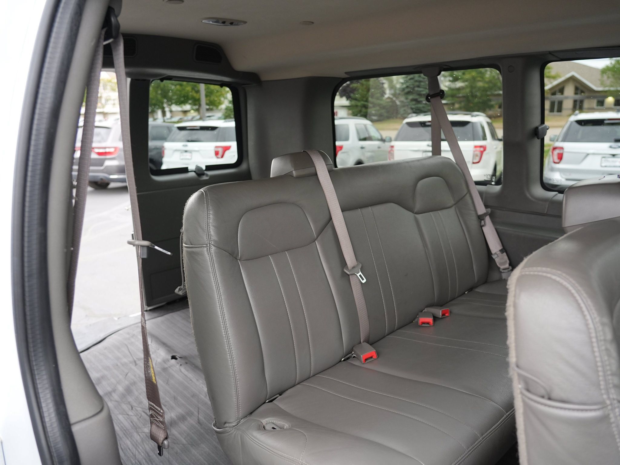 Used 2017 Chevrolet Express 2500 LS RWD image 20