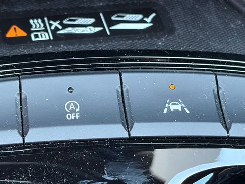 Used 2026 Buick Envista Avenir FWD image 28