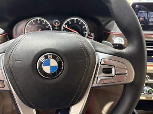 Used 2016 BMW 750i xDrive AWD/4WD image 23