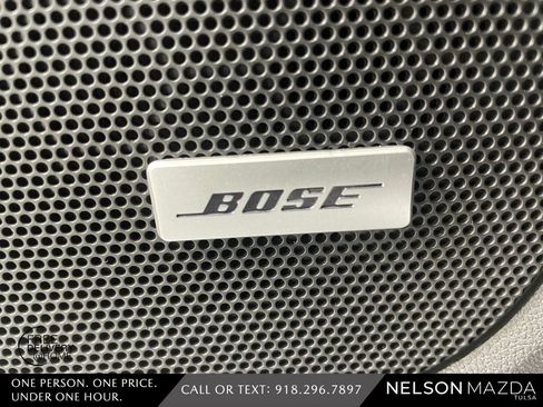 Used 2022 GMC Terrain SLT w/ Infotainment Package II image 19