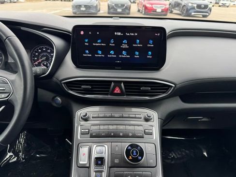 Used 2023 Hyundai Santa Fe SEL image 2