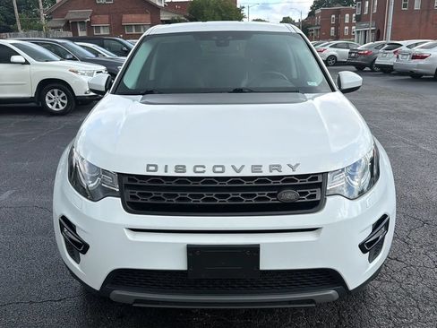 Used 2017 Land Rover Discovery Sport SE AWD/4WD image 2