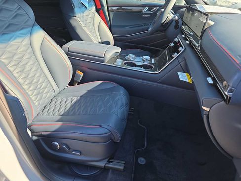 New 2026 Genesis GV80 3.5T e-SC image 29