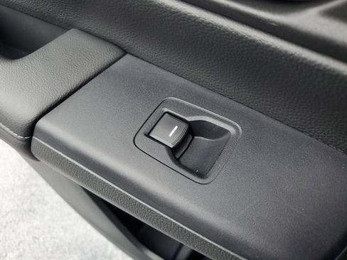 Used 2025 Honda CR-V LX image 14