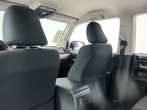 Used 2022 Toyota 4Runner TRD Off-Road image 30