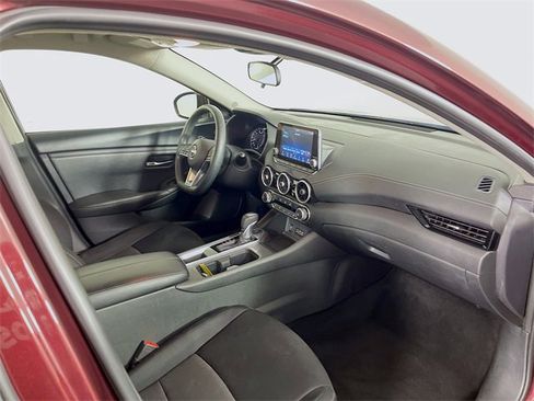 Used 2024 Nissan Sentra SV image 27