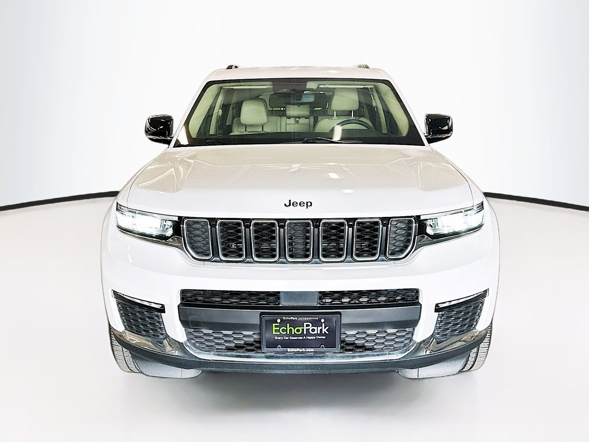 Used 2022 Jeep Grand Cherokee L Limited AWD/4WD image 2