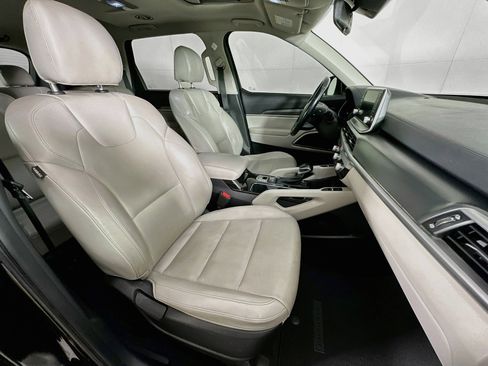 Used 2020 Kia Telluride S AWD/4WD image 32