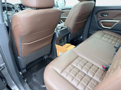 Used 2023 Nissan Titan Platinum Reserve w/ Moonroof Package image 15